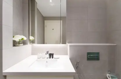 شقة - 1 حمام للايجار في أحد ريزيدنس - الخليج التجاري - دبي