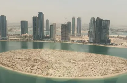 Apartment - 3 Bedrooms - 3 Bathrooms for sale in Al Khan - Sharjah