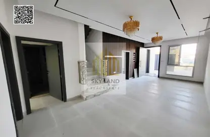 Villa - 5 Bedrooms - 7 Bathrooms for sale in Al Amira Village - Al Yasmeen - Ajman