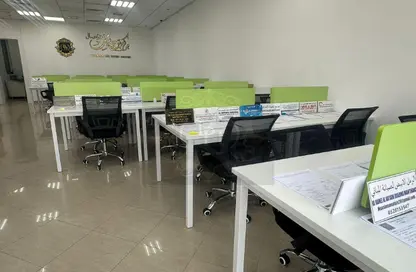 مكتب - استوديو - 3 حمامات للايجار في بناية ابناء صقر - 1 الحميدية - الحميدية - عجمان