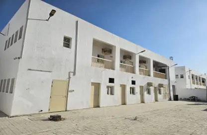 سكن عمال - استوديو - 8 حمامات للبيع في السجع إس - آلصجعه - الشارقة
