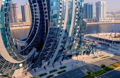 Apartment - 1 Bedroom - 1 Bathroom for sale in Vera Residences - Business Bay - Dubai