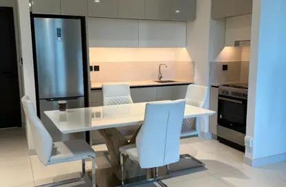 Apartment - 1 Bedroom - 1 Bathroom for sale in Marina Vista - EMAAR Beachfront - Dubai Harbour - Dubai
