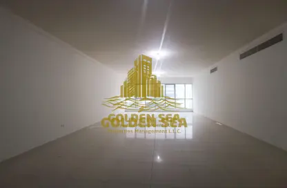 Apartment - 3 Bedrooms - 4 Bathrooms for rent in Cornich Al Khalidiya - Al Khalidiya - Abu Dhabi