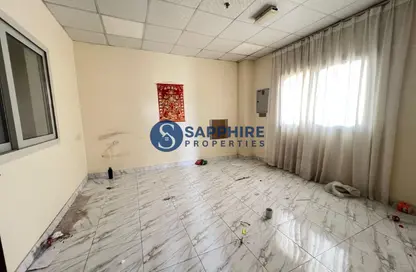 Warehouse - Studio - 1 Bathroom for rent in Al Sajaa Industrial - Al Sajaa - Sharjah