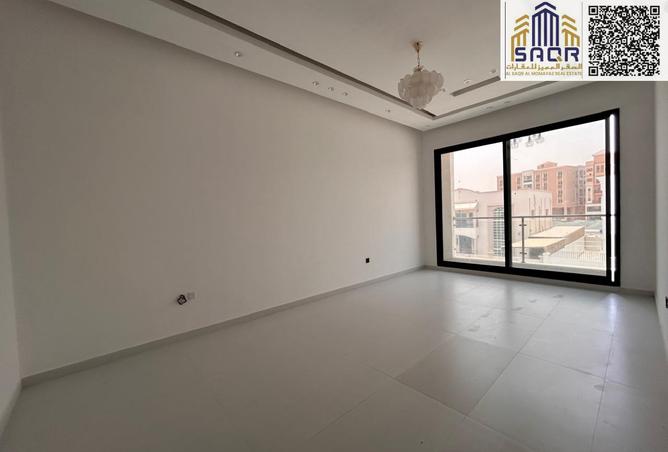 14677520 - Property Image 2