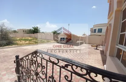 Apartment - 3 Bedrooms - 5 Bathrooms for rent in Tawam - Al Ain