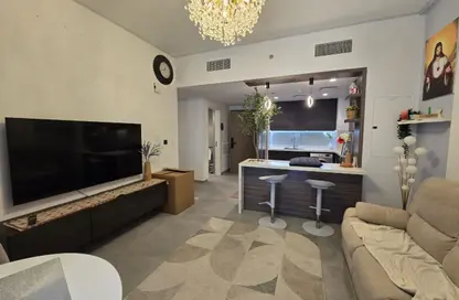 Apartment - 2 Bedrooms - 3 Bathrooms for sale in Tiraz 2 - Aljada - Sharjah