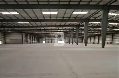 Warehouse - Studio for rent in Phase 1 - Dubai Investment Park (DIP) - Dubai