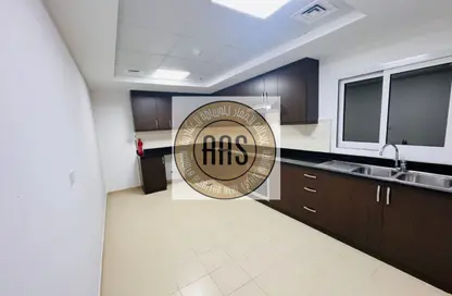 Apartment - 1 Bedroom - 2 Bathrooms for rent in Duja Tower - Sheikh Zayed Road - Dubai