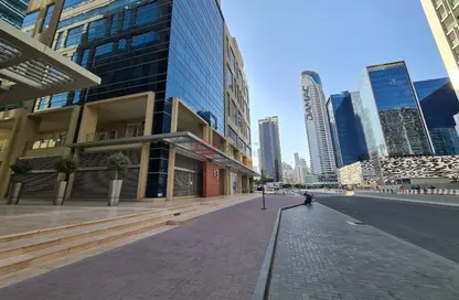 Apartment - 1 Bedroom - 2 Bathrooms for rent in Bay Square Building 12 - Bay Square - Business Bay - Dubai