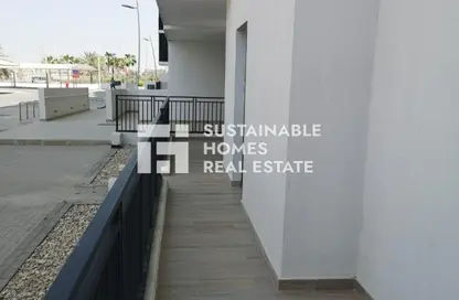Apartment - 2 Bedrooms - 2 Bathrooms for rent in Waters Edge - Yas Island - Abu Dhabi