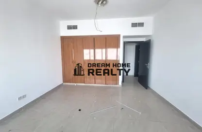 شقة - 2 غرف نوم - 3 حمامات للايجار في برج هند - شارع التعاون - التعاون - الشارقة