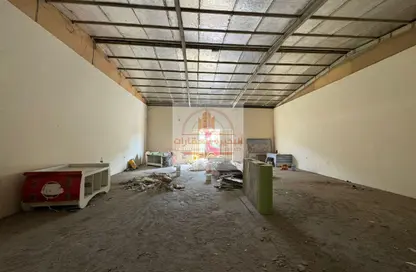 Show Room - Studio - 1 Bathroom for rent in Al Jlail - Al Sajaa - Sharjah
