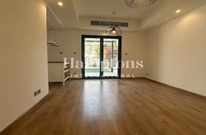 Villa - 2 Bedrooms - 3 Bathrooms for rent in Springs 15 - The Springs - Dubai