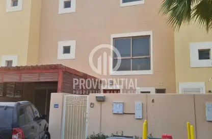 تاون هاوس - 3 غرف نوم - 4 حمامات للايجار في مجتمع الثروانية - حدائق الراحة - أبوظبي تاون هاوس - 3 غرف نوم - 4 حمامات للايجار في مجتمع الثروانية - حدائق الراحة - أبوظبي