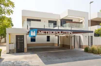 Villa - 5 Bedrooms - 6 Bathrooms for sale in West Yas - Yas Island - Abu Dhabi