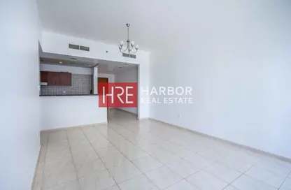 شقة - 2 غرف نوم - 2 حمامات للايجار في سكاي كورتس تاور E - أبراج سكاي كورتس - دبي لاند - دبي