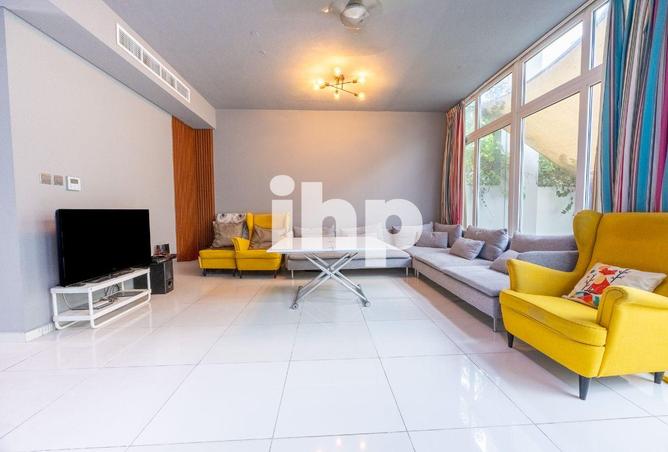 15957000 - Property Image 2