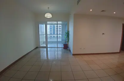 Apartment - 1 Bedroom - 2 Bathrooms for sale in Sulafa Tower - Dubai Marina - Dubai