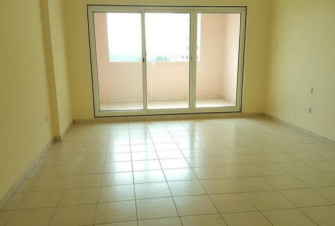 Box Balcony 36 5k Including Chiller In 6 Chqs Ref Hax R 3502 Property Finder