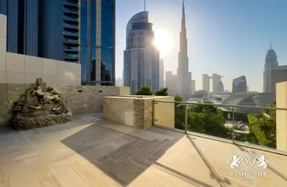 Apartment - 3 Bedrooms - 6 Bathrooms for sale in Boulevard Point - Downtown Dubai - Dubai