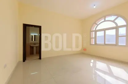 Empty Room image for: Villa - 4 Bedrooms - 6 Bathrooms for rent in Khalifa City A - Khalifa City - Abu Dhabi, Image 1