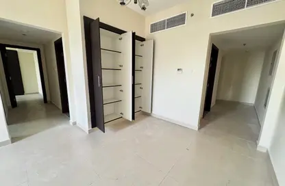 Apartment - 2 Bedrooms - 2 Bathrooms for rent in Muwaileh 29 Building - Muwaileh - Sharjah