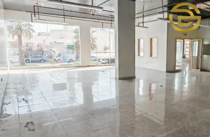 صالة عرض - استوديو - 2 حمامات للايجار في الخبيصي - ديرة - دبي