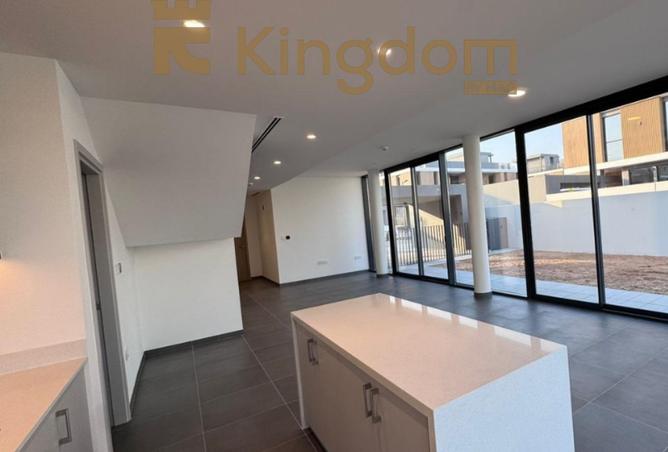 15674324 - صورة العقار 2