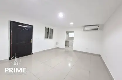Apartment - Studio - 1 Bathroom for rent in Al Bateen - Abu Dhabi