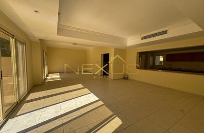 Townhouse - 3 Bedrooms - 2 Bathrooms for rent in The Townhouses at Al Hamra Village - Al Hamra Village - Ras Al Khaimah