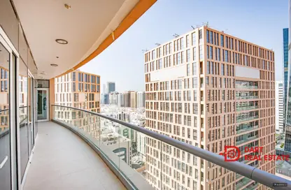 شقة - 3 غرف نوم - 4 حمامات للايجار في يونايتد سكوير - الخالدية - أبوظبي