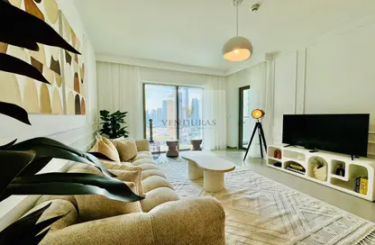 Living Room image for: Apartment - 2 Bedrooms - 2 Bathrooms for rent in Downtown Views II Tower 1 - Downtown Views II - Downtown Dubai - Dubai, Image 1