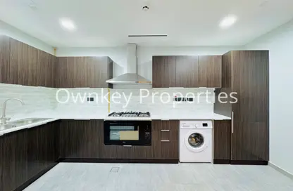 Apartment - 2 Bedrooms - 4 Bathrooms for rent in Mankhool Building - Mankhool - Bur Dubai - Dubai