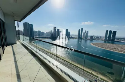 Apartment - 3 Bedrooms - 5 Bathrooms for rent in Al Khan Corniche - Al Khan - Sharjah