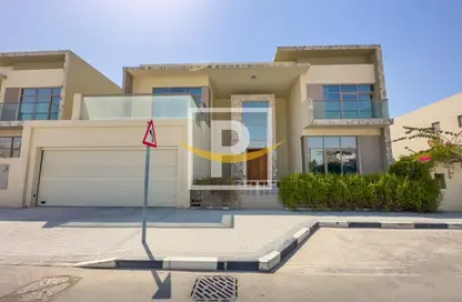 Villa - 4 Bedrooms - 5 Bathrooms for sale in The Estate Residence - Phase 1 - Al Furjan - Dubai