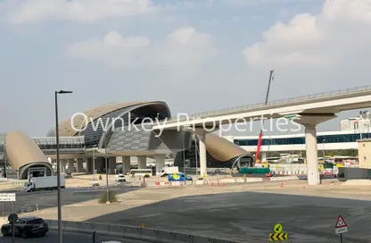 Apartment - 2 Bedrooms - 3 Bathrooms for rent in Emerald Jadaf 1 - Al Jaddaf - Dubai