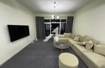 Apartment - 1 Bedroom - 2 Bathrooms for sale in Royal Residence 2 - Royal Residence - Dubai Sports City - Dubai