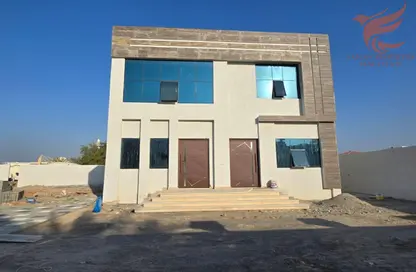 Villa - 6 Bedrooms - 6 Bathrooms for sale in Seih Al Uraibi - Ras Al Khaimah