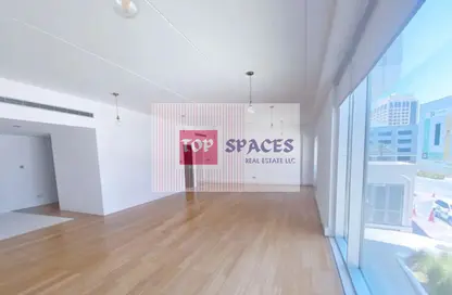Office Space - Studio - 2 Bathrooms for rent in The LOFT Office 2 - The LOFT Offices - Dubai Media City - Dubai