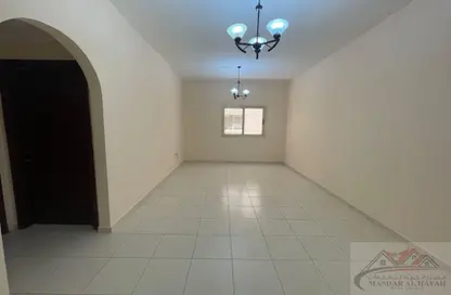 شقة - غرفة نوم - 2 حمامات للايجار في بناية مويليح 29 - مويلح - الشارقة