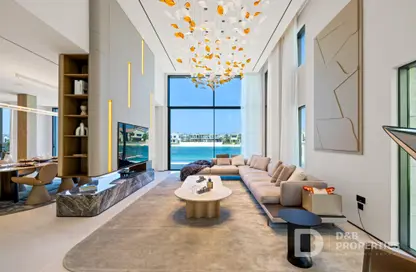 Villa - 5 Bedrooms - 6 Bathrooms for sale in Garden Homes Frond M - Garden Homes - Palm Jumeirah - Dubai