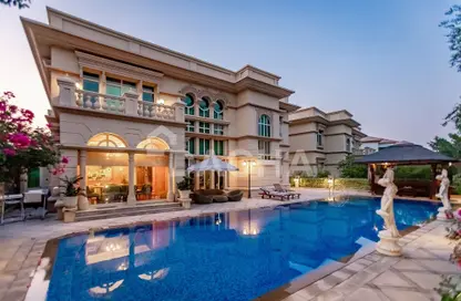 Villa - 4 Bedrooms - 5 Bathrooms for sale in Garden Hall - European Clusters - Jumeirah Islands - Dubai