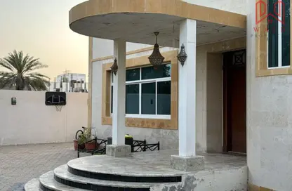 فيلا - استوديو - 6 حمامات للايجار في فلل ام سقيم 1 - أم سقيم 1 - أم سقيم - دبي