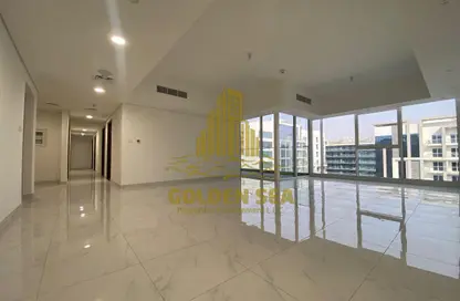 Apartment - 3 Bedrooms - 5 Bathrooms for rent in Building A - Al Zeina - Al Raha Beach - Abu Dhabi
