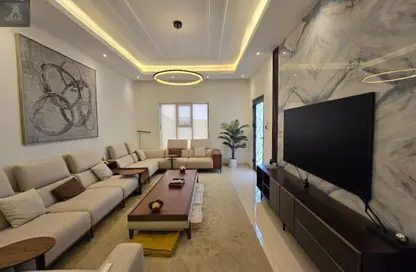 Villa - 6 Bedrooms - 7+ Bathrooms for rent in Al Yasmeen 1 - Al Yasmeen - Ajman