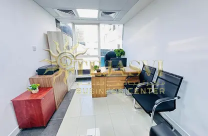 Office Space - Studio - 1 Bathroom for rent in Al Fajer Complex - Oud Metha - Bur Dubai - Dubai