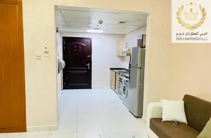 Apartment - Studio - 1 Bathroom for rent in Falcon Tower 1 - Falcon Towers - Ajman Downtown - Ajman Apartment - Studio - 1 Bathroom for rent in Falcon Tower 1 - Falcon Towers - Ajman Downtown - Ajman