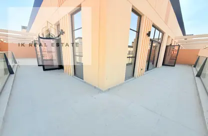Apartment - 2 Bedrooms - 3 Bathrooms for rent in Al Mamsha - Muwaileh - Sharjah